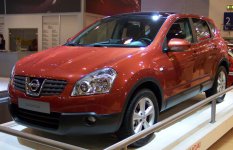 800px-Nissan_Qashqai_vl_red_2006_EMS.jpg